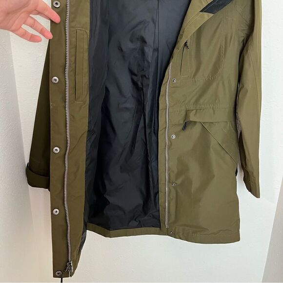 Eddie Bauer Rainfoil Trench Coat in Olive Green PETITE - Picture 7 of 13